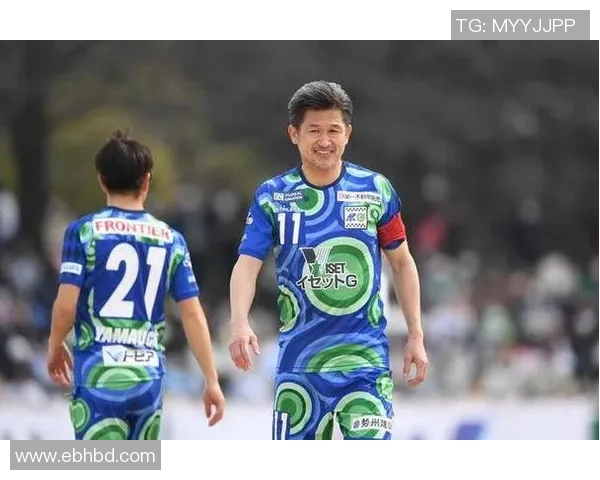 日本足球传奇球星的崛起与辉煌成就探秘