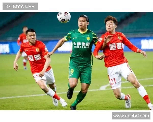 武汉足球队强势领跑城市联赛积分榜总分达到50分引发关注